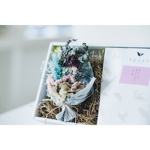 プリザーブドフラワーとTEAET の選べるギフトセット